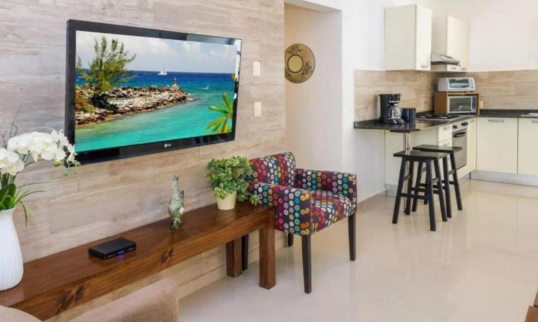 Apartment Modern Condo, Just Steps To Mamitas Beach & 5Th Playa del Carmen